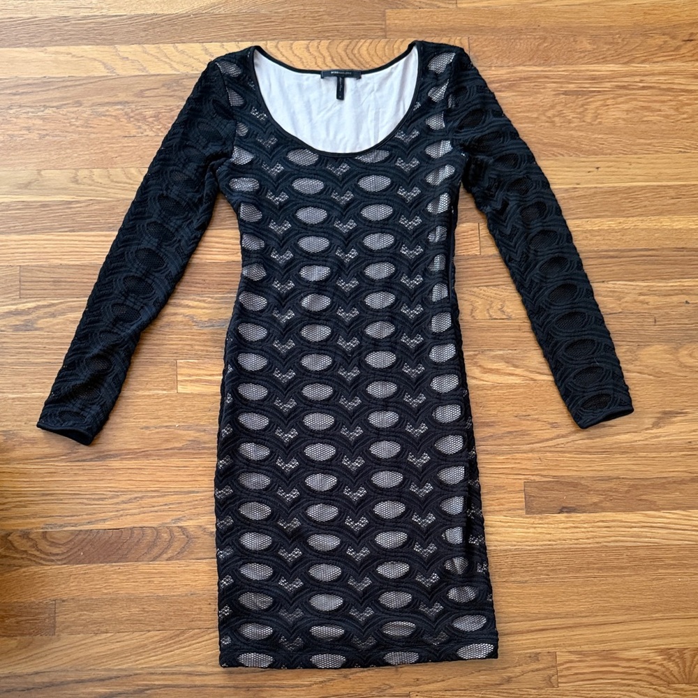 BCBGMaxAzria Black Lace Long-Sleeve Scoop Body Con Dress size snall